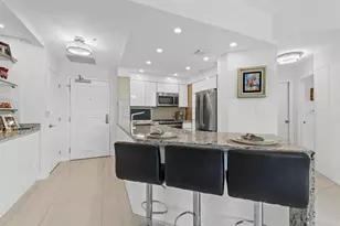 347 N New River Dr E, Fort Lauderdale, FL 33301 - Photo 5