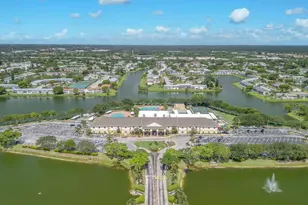43 Berkshire B, West Palm Beach, FL 33417 - Photo 3
