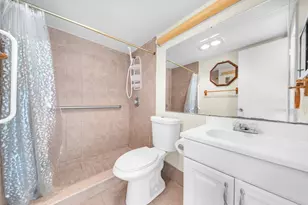 43 Berkshire B, West Palm Beach, FL 33417 - Photo 21