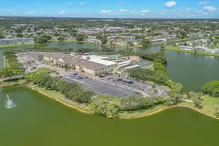 43 Berkshire B, West Palm Beach, FL 33417 - Photo 23