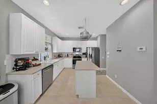9895 E Verona Cir, Vero Beach, FL 32966 - Photo 11