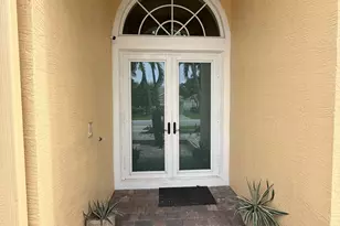 307 Berenger Walk, Royal Palm Beach, FL 33414 - Photo 3