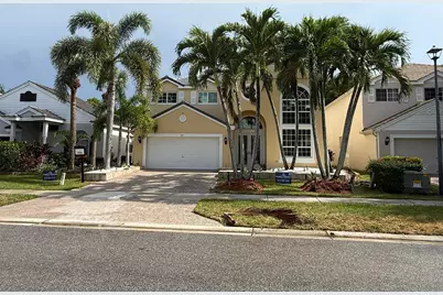 307 Berenger Walk, Royal Palm Beach, FL 33414 - Photo 3