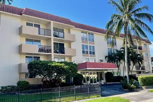 1000 Spanish River Rd, Boca Raton, FL 33432 - Photo 3
