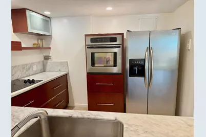 1000 Spanish River Road #1B, Boca Raton, FL 33432 - Photo 11