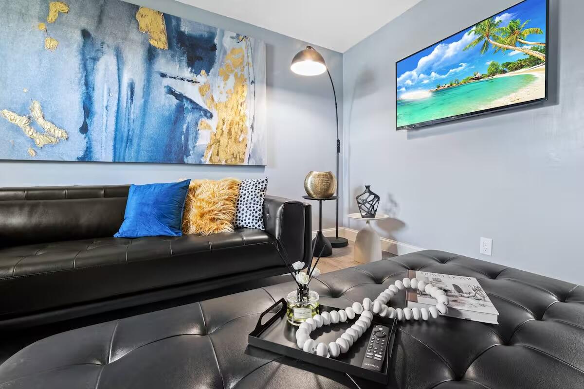 2015 NW 37th Terrace NW #403 - 2015 NW 37th Terrace NW #403, Lauderdale Lakes, FL 33311 Luxury Property | Jose Angel Pina