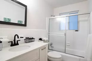 1905 NE 2nd St, Pompano Beach, FL 33060 - Photo 11