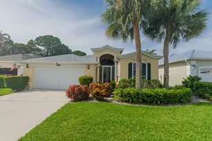 204 NW Zanzibar Pl, Port Saint Lucie, FL 34986 - Photo 1