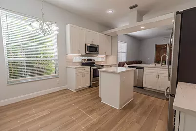 204 NW Zanzibar Place, Port Saint Lucie, FL 34986 - Photo 5