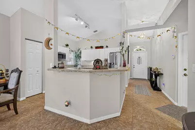 8058 Via Hacienda, Riviera Beach, FL 33418 - Photo 7