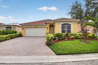 8058 Via Hacienda, Riviera Beach, FL 33418 - Photo 1