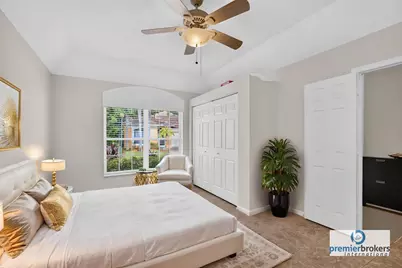 8058 Via Hacienda, Riviera Beach, FL 33418 - Photo 13