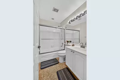 8058 Via Hacienda, Riviera Beach, FL 33418 - Photo 37