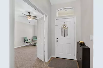 8058 Via Hacienda, Riviera Beach, FL 33418 - Photo 11