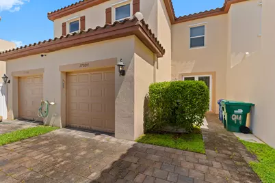 17094 SW 95th Terrace, Miami, FL 33196 - Photo 1