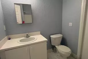 3282 NW 75th Way, Hollywood, FL 33024 - Photo 11