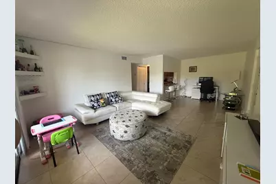 617 Sea Pine Way #E1, Greenacres, FL 33415 - Photo 5