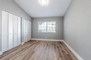 1579 Springside Dr, Weston, FL 33326 - Photo 13