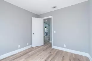 1579 Springside Dr, Weston, FL 33326 - Photo 21
