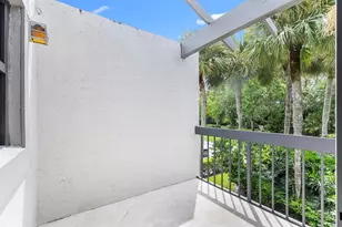 11397 Pond View Dr, Wellington, FL 33414 - Photo 7