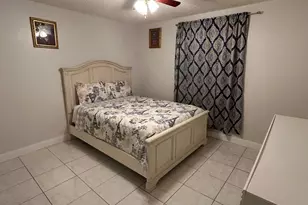 7526 SW 7th Ct, North Lauderdale, FL 33068 - Photo 23