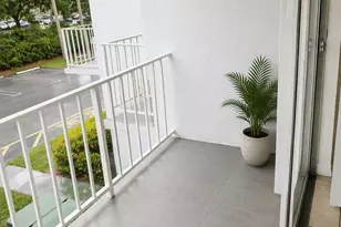 431 Executive Center Dr, West Palm Beach, FL 33401 - Photo 3