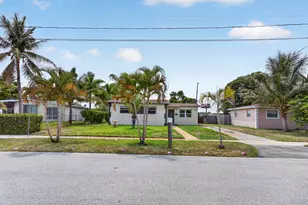 2681 NW 2nd St, Boynton Beach, FL 33435 - Photo 15