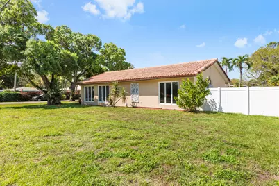 1255 SW 15th Avenue, Fort Lauderdale, FL 33312 - Photo 9