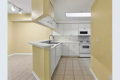 2730 Anzio Court #108, Palm Beach Gardens, FL 33410 - Photo 11