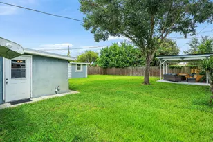 5709 SE Indigo Ave, Stuart, FL 34997 - Photo 23