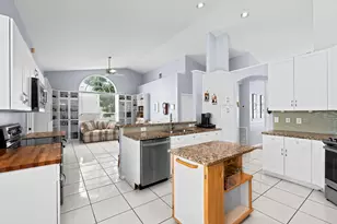 4220 NW 90th Terrace, Coral Springs, FL 33065 - Photo 13