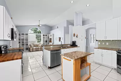 4220 NW 90th Terrace, Coral Springs, FL 33065 - Photo 15