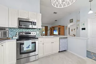 2182 SE South Buttonwood Dr, Port Saint Lucie, FL 34952 - Photo 5