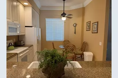4 Harbour Isle Drive E #303, Fort Pierce, FL 34949 - Photo 3