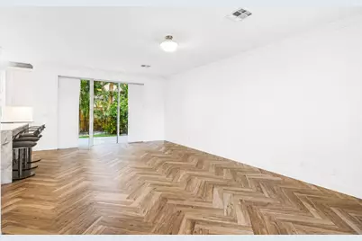 350 SW 8th Street #2, Boca Raton, FL 33432 - Photo 3