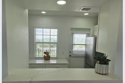 3050 N Palm Aire Drive #702, Pompano Beach, FL 33069 - Photo 5