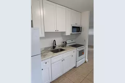 760 NW 4th Street #2, Hallandale Beach, FL 33009 - Photo 3