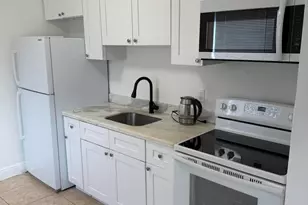 760 NW 4th St, Hallandale Beach, FL 33009 - Photo 1