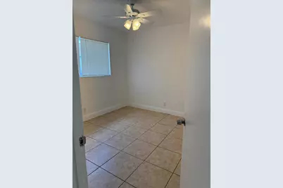 760 NW 4th Street #2, Hallandale Beach, FL 33009 - Photo 9
