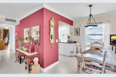 810 Burgundy Q, Delray Beach, FL 33484 - Photo 9