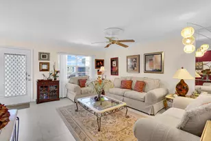 810 Burgundy Q, Delray Beach, FL 33484 - Photo 5