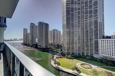 200 Biscayne Blvd Way #1408, Miami, FL 33131 - Photo 1