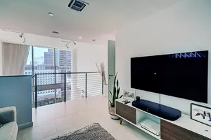 200 Biscayne Blvd Way, Miami, FL 33131 - Photo 17
