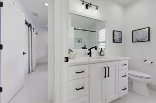 1389 SW Bayshore Blvd, Port Saint Lucie, FL 34983 - Photo 39