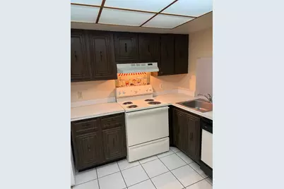 105 Royal Park Drive #1D, Oakland Park, FL 33309 - Photo 7