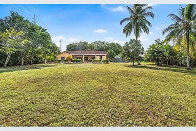 8619 SW 51st Street, Cooper City, FL 33328 - Photo 9