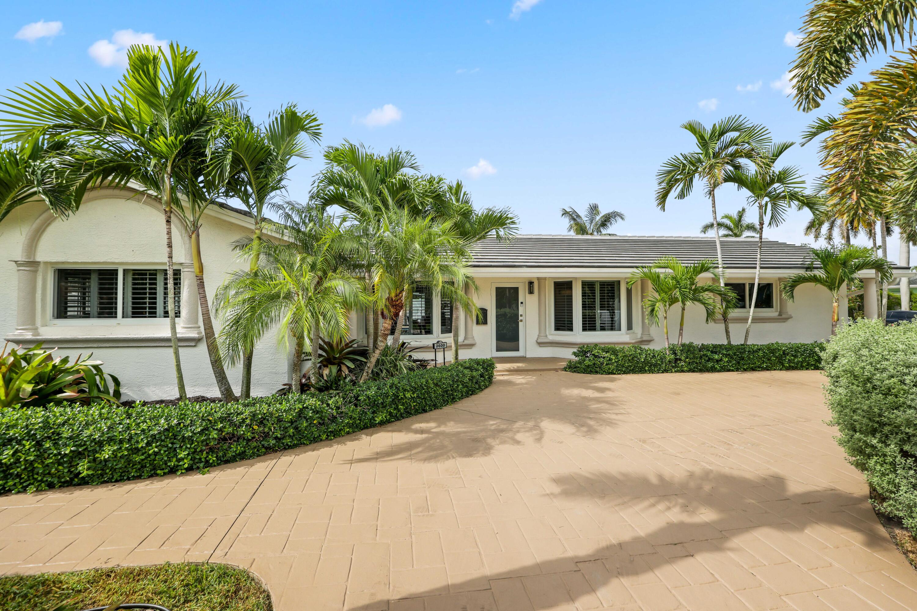 2600 NE 43rd St - 2600 NE 43rd St, Lighthouse Point, FL 33064 Luxury Property | Jose Angel Pina