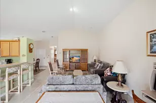 401 SW Lake Forest Way, Port Saint Lucie, FL 34986 - Photo 7