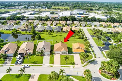 401 SW Lake Forest Way, Port Saint Lucie, FL 34986 - Photo 29