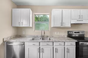 8525 101st Ct, Vero Beach, FL 32967 - Photo 21